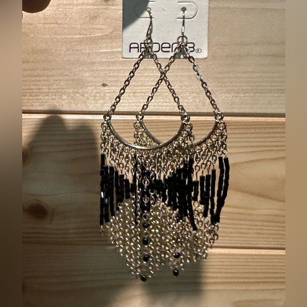 BNWT ARDEN B statement earrings